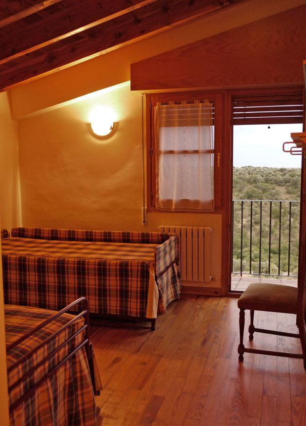 Bilanayur Hotell Alberuela de la Liena Exteriör bild