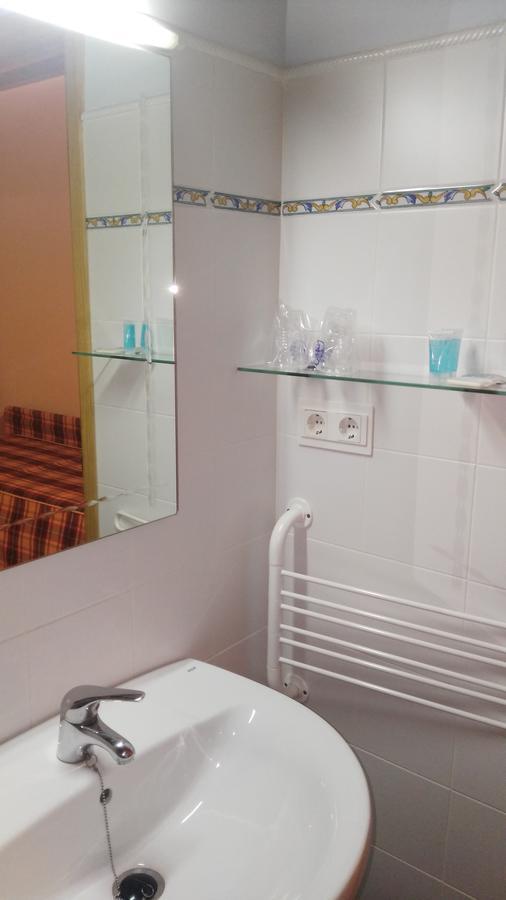 Bilanayur Hotell Alberuela de la Liena Exteriör bild